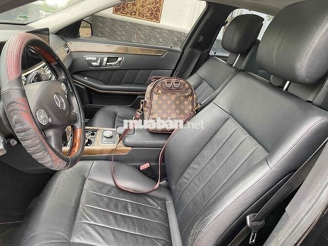 Mercedes-Benz E300 2009 Đen Tự động