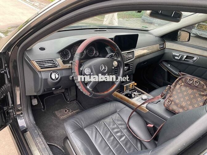 Mercedes-Benz E300 2009 Đen Tự động