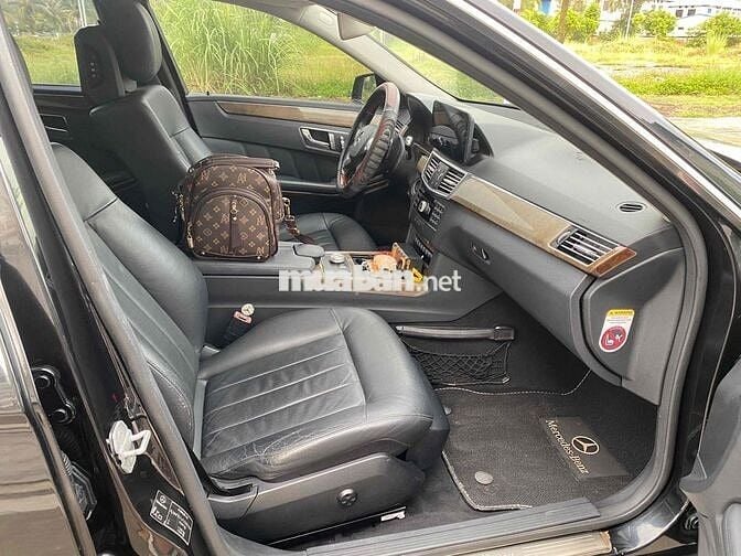 Mercedes-Benz E300 2009 Đen Tự động