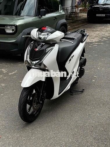 Honda SH 125i ABS 2019 Trắng đen