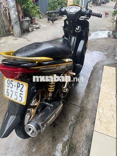 Yamaha Novo 4 Tự động màu Vàng