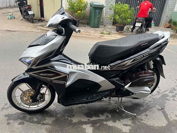Honda Air Blade 125cc Đen Bạc