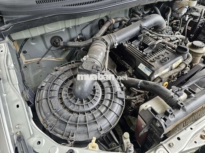 Toyota Innova 2.0E MT 2013 Số sàn Bạc 14 vạn