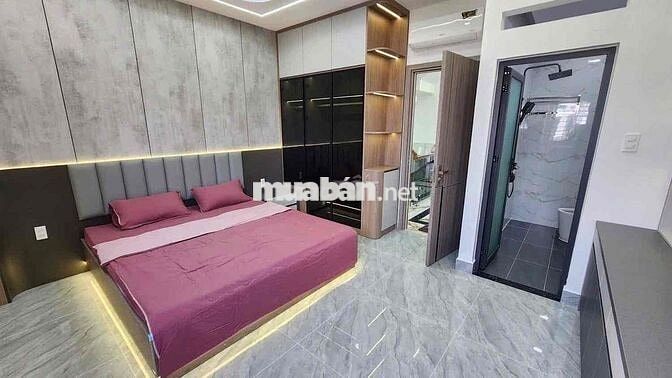 nhà chính chủ cần bán dt 4m x 20m đúc 5 tấm q12