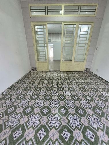 Chỉ 4.65 tỉ. Nhà Măt tiền xe tải thông. 4m × 25m – Sổ hồng riêng 