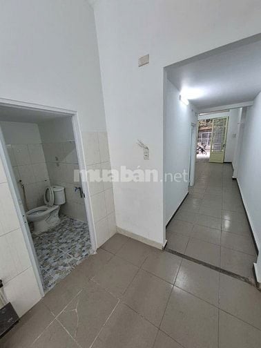 Chỉ 4.65 tỉ. Nhà Măt tiền xe tải thông. 4m × 25m – Sổ hồng riêng 
