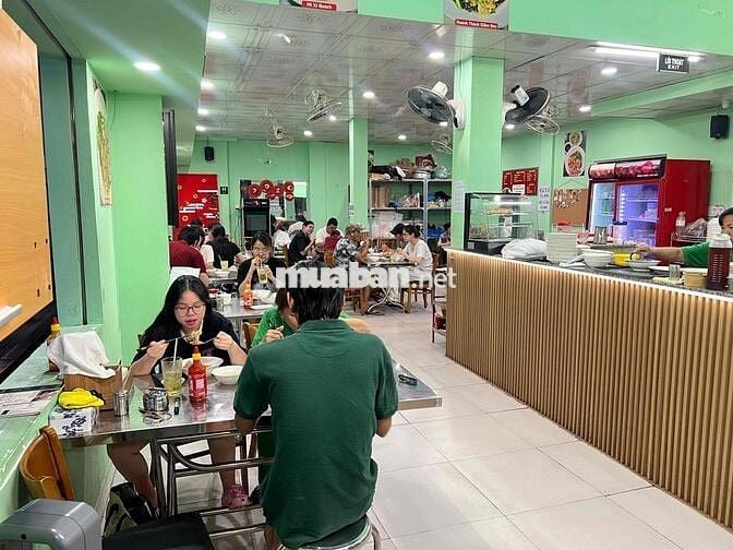 CẦN TUYỂN PHỤ BẾP, PHỤC VỤ TIỆM MÌ