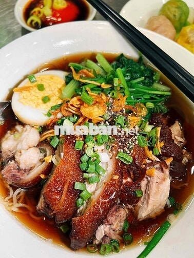 CẦN TUYỂN PHỤ BẾP, PHỤC VỤ TIỆM MÌ