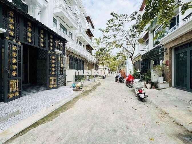 Cho thuê nhà nguyên căn KDC Anh Tuấn HTP Nhà Bè