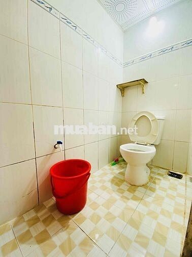 NHÀ TRỌ SINH VIÊN CẦN THƠ. CHỈ CÒN 1 PHÒNG 20m2, GÁC KIÊNG CỐ