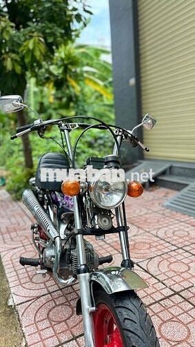 Honda Dax ST50 Bạc 4 cấp số