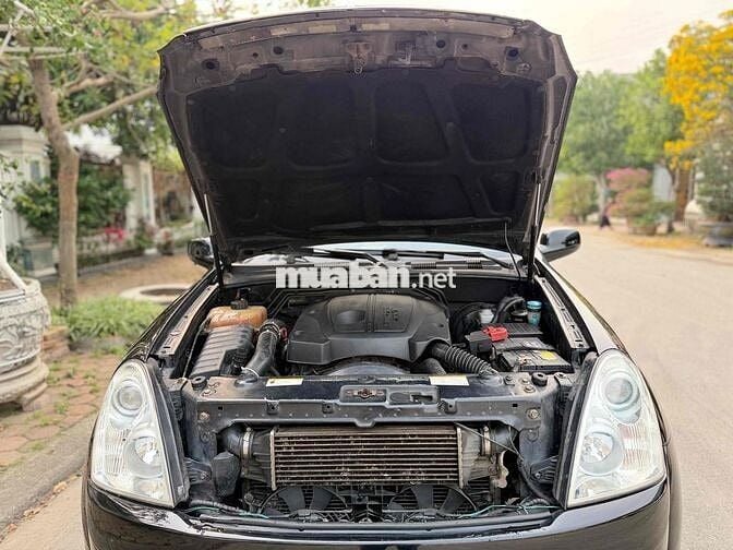 SsangYong Rexton 4x4 Dầu Đen 7 chỗ Tự động