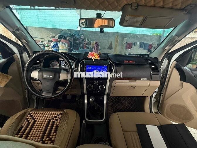 Isuzu Mu-X 2019 Số sàn Trắng
