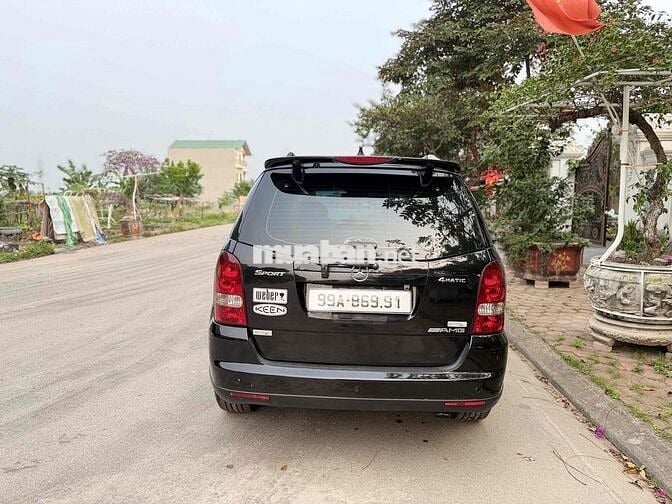 SsangYong Rexton 4x4 Dầu Đen 7 chỗ Tự động