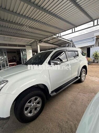 Isuzu Mu-X 2019 Số sàn Trắng