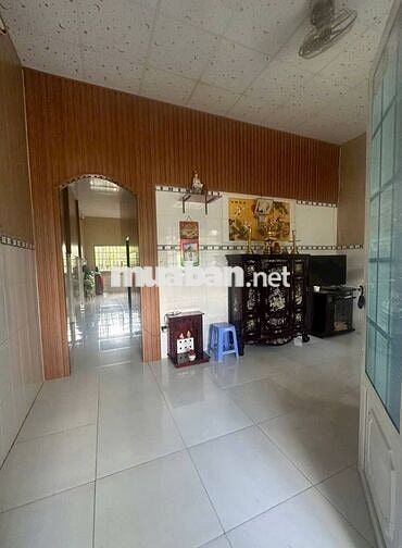 Ngộp chủ cần bán gấp căn nhà 140m2 đường Huỳnh Thị Thơm Củ Chi