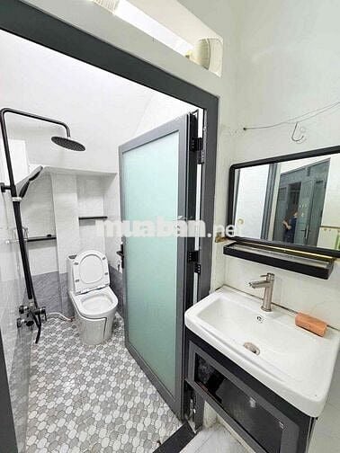 Nhà 2 tầng - Hẻm xe hơi - DTSD 50m2