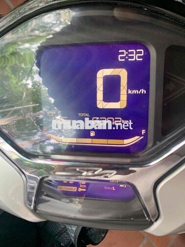 Honda SH 125 CBS 2024 Bạc 6.300km (dư chạy)