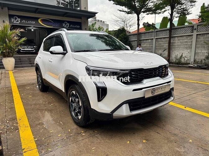 KIA SONET LUXURY 2025 Trắng 9.800 km