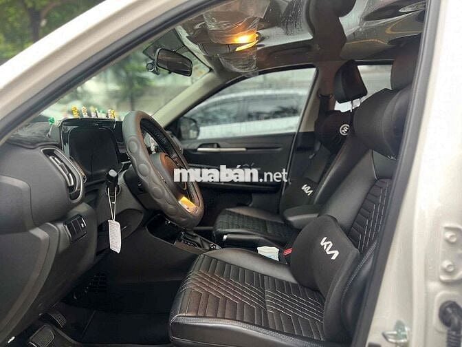 KIA SONET LUXURY 2025 Trắng 9.800 km