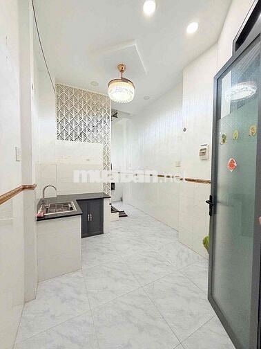 Nhà 2 tầng - Hẻm xe hơi - DTSD 50m2