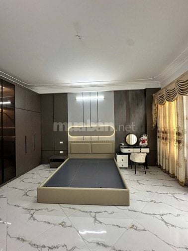 Bán nhà phố Lê Thanh Nghị, Hai Bà Trưng 93m, 4 tầng, mt 7.1m. Giá: 30
