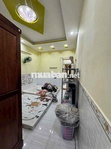 3 PHÒNG SẴN NỘI THẤT DT 4M X 20M