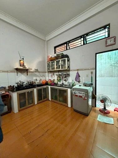 4m x 22m 2 lầu Nhà hẻm XE HƠI,GIÁ CHỈ 4.5 TỶ –SỔ HỒNG RIÊNG chính chủ