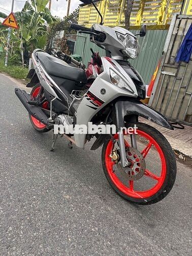 Yamaha Sirius FI 2024 Bạc Đen Đỏ