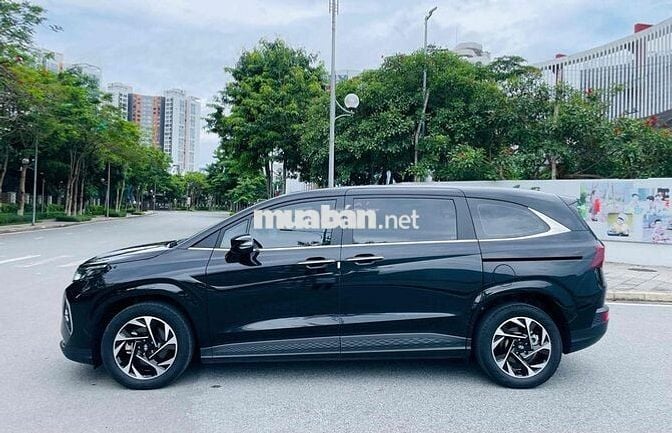 Hyundai Custin 2024 2.0T Premium 40000 km Đen