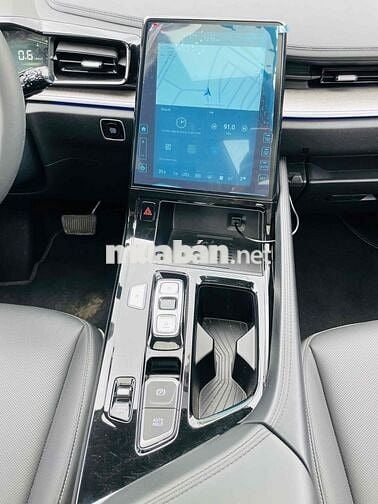 Hyundai Custin 2024 2.0T Premium 40000 km Đen