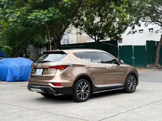 Hyundai SantaFe 2017 full cao cấp Nâu Tự động