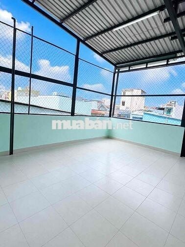 Nhà Tỉnh lộ 10 - 84m² - nở hậu 8m- 3 tầng - sát Aeon Bình T