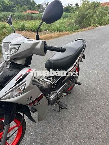 Yamaha Sirius FI 2024 Bạc Đen Đỏ