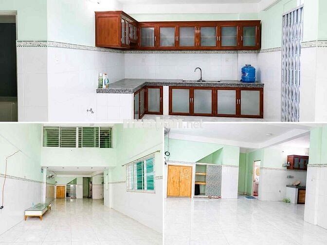 Nhà Tỉnh lộ 10 - 84m² - nở hậu 8m- 3 tầng - sát Aeon Bình T