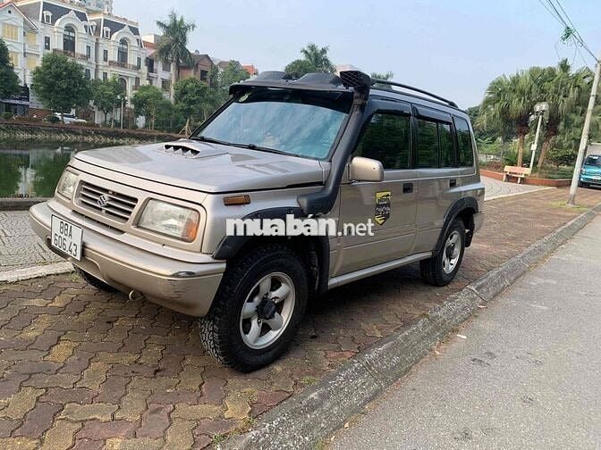 Suzuki Vitara 2003 Vàng cát 18000 km