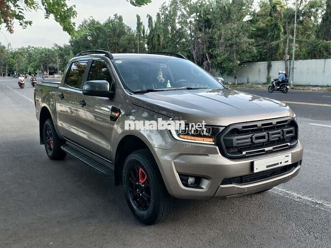 Ford Ranger XLS STD 2022 Nâu 7 vạn