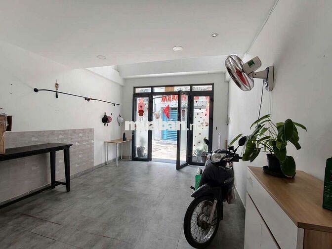 cho thuê mặt bằng trung tâm Phú Nhuận, hẻm oto