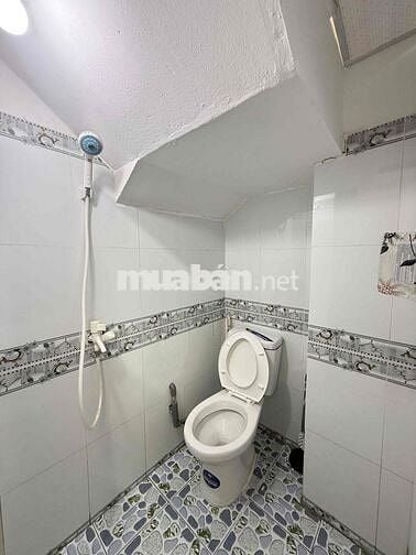 CHO THUÊ PHÒNG TRỆT - 3Tr3 - PHẠM VĂN CHÍ Q6 - TÁCH BẾP - SẴN MÁY LANH