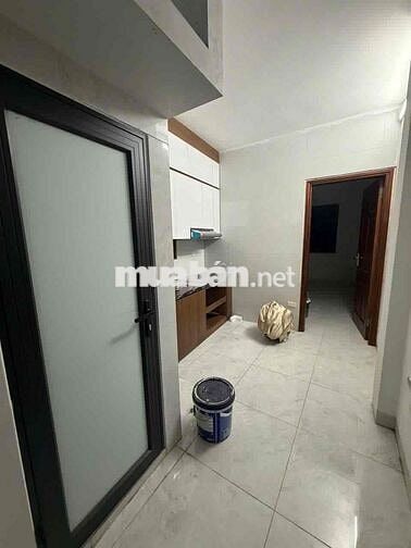 Cho thuê nhà nguyên căn ngõ 165 ngõ chợ Khâm Thiên