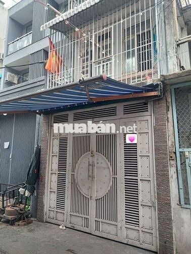 Cho thuê nhà Mặt tiền hẽm đường Dương Bá Trạc DT.3m5×13m } 2Lầu 3Phòng