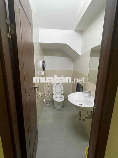 cho thuê toà nhà 59/2 phan đăng lưu phú nhuận