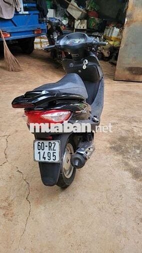 SYM Attila Đen chân bấm odo 9000 km