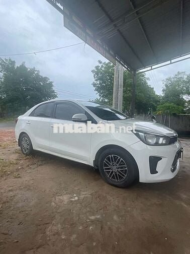 Kia Soluto 2020 Số sàn Trắng 5 chỗ
