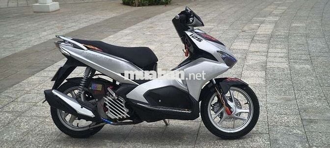 Honda Air Blade 125 Thể thao Bạc cần bán hoạc gl