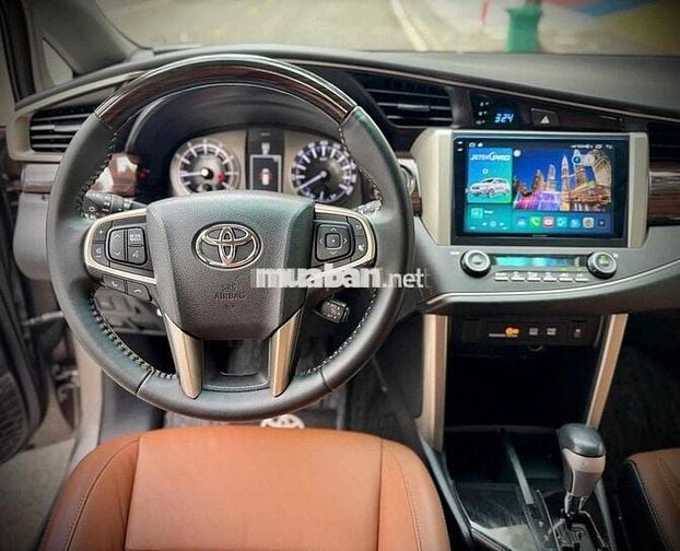 Toyota Innova 2.0V 2018  7 chỗ 55.000 km