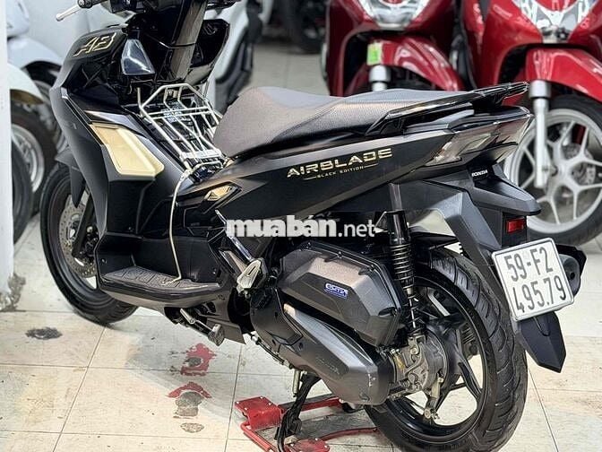 Honda Air Blade 125cc 4VAL 2023 Đen nhám 16.000 km
