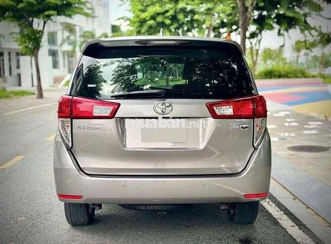Toyota Innova 2.0V 2018  7 chỗ 55.000 km