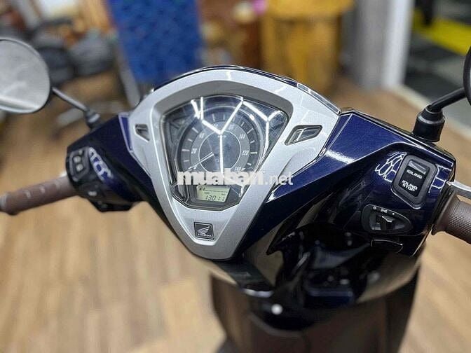 Honda Lead 125Fi 2017 chính chủ bstp khoá smartkey