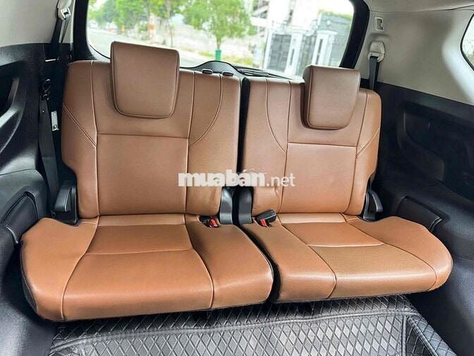 Toyota Innova 2.0V 2018  7 chỗ 55.000 km